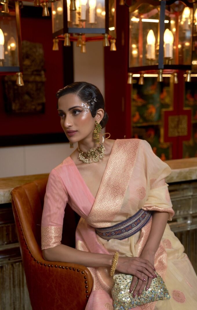 Off-White Linen Saree with Pink Blouse and Pallu